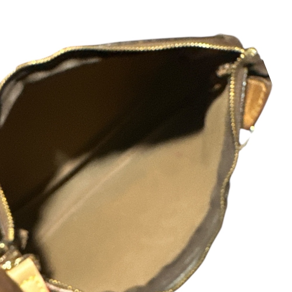 Louis Vuitton Brown Monogram Pouch Clutch Bag - Picture 4 of 15
